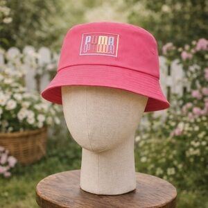 HOST PICK⭐️PUMA Hot Pink Bucket Hat